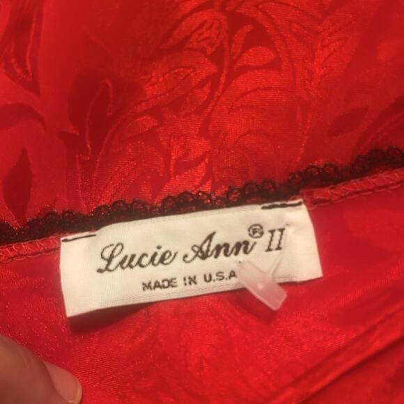 vintage Lucie Ann size large Elegant Red Lace Trim women's Chemise - Picture 6 of 8